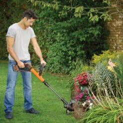 Black & Decker Black+Decker Akku-Rasentrimmer STC1840EPC Inkl. 18 V 4 Ah Li-Ion-Akku -Gartengerätegeschäft 185963 2012 4