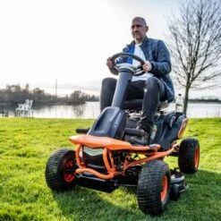 Yard Force Akku-Aufsitzmäher ProRider E559 56 V 24 Yard Force Akku-Aufsitzmäher ProRider E559 56 V -Gartengerätegeschäft 2319200 A 01