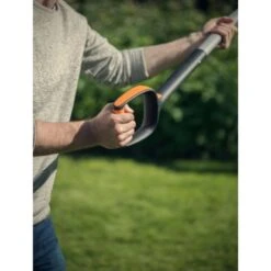 Fiskars Gärtnerspaten Xact M Spitz -Gartengerätegeschäft 6411501314826 4905 3